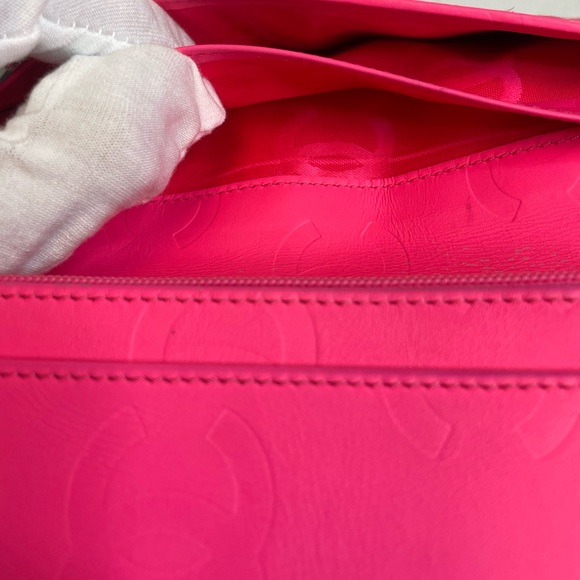 Authentic CHANEL Cambon Bi-Fold Leather Wallet - Black and Pink - Picture 13 of 13